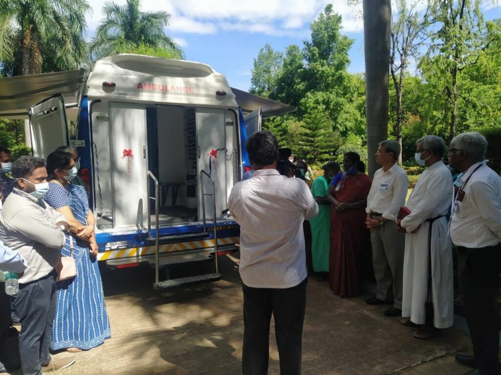 Prayer and dedication of Mobile Opthalmic Unit