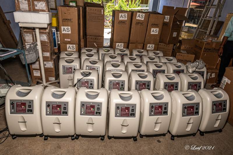 A batch of 50 oxygen concentrators arrive at CMC on 